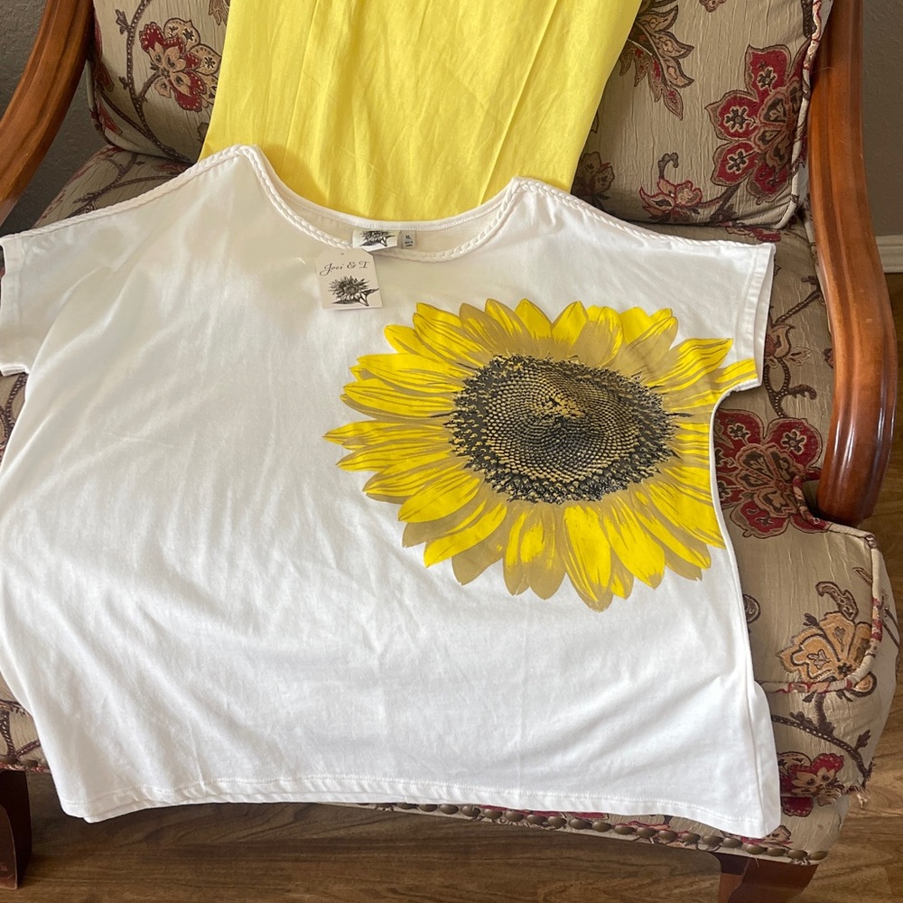 White Tee with Gorgeous Yellow Sunflower Print